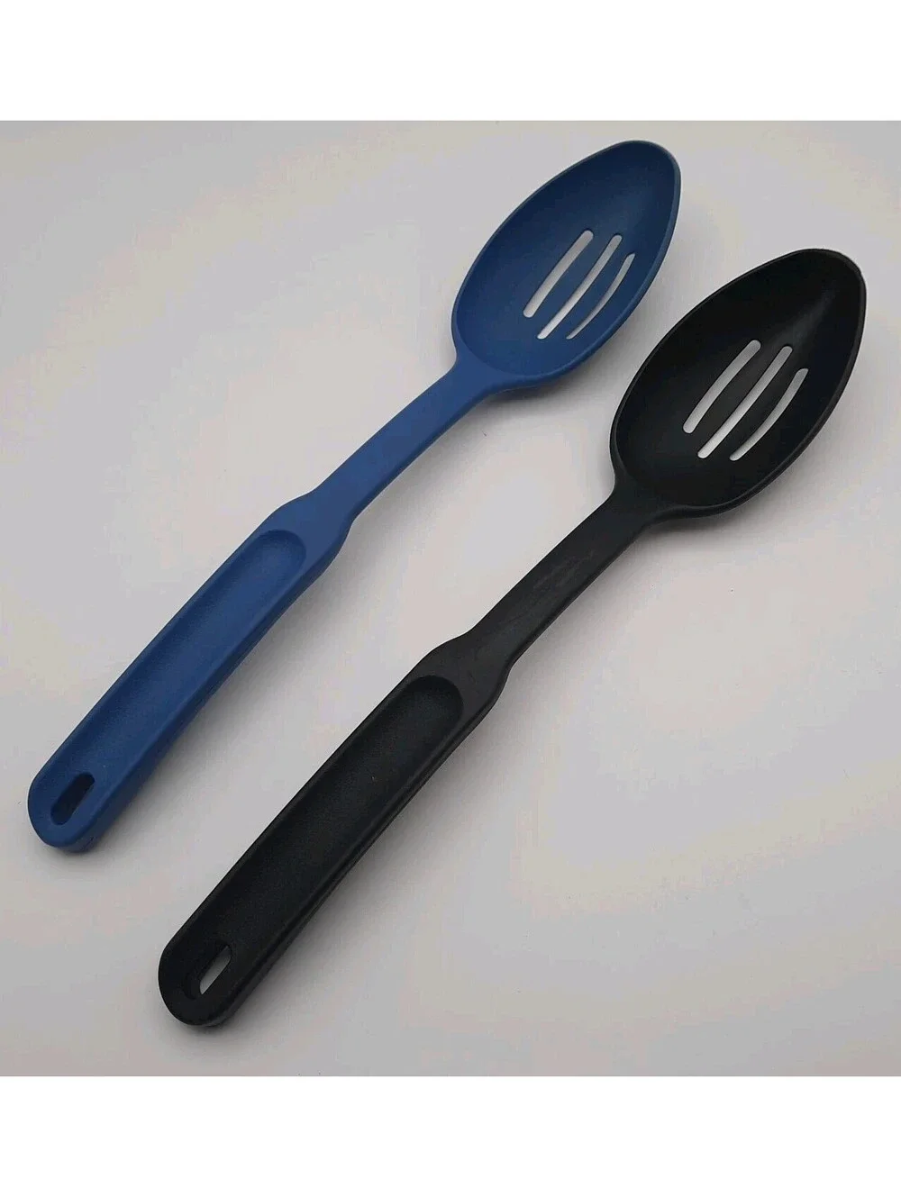 Pampered Chef Nylon Slotted Spoon 12 3/4” Heat Resistant 425 Degrees Set Of 2